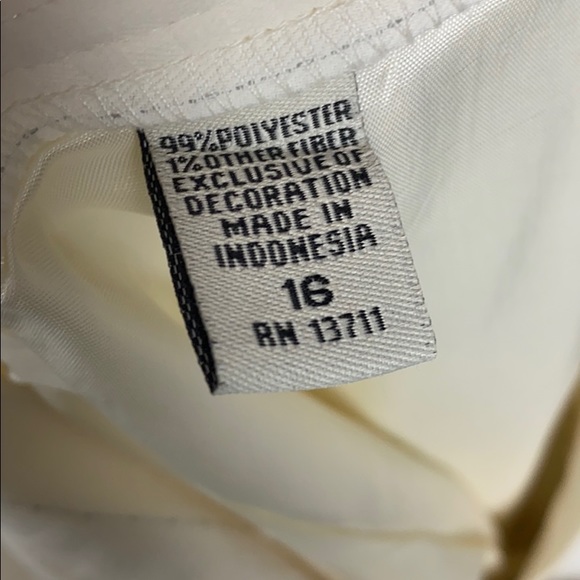 Amanda Smith White 2pC Pant Suit - Picture 14 of 14